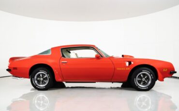 Pontiac-Trans-Am-1975-Coupe-16