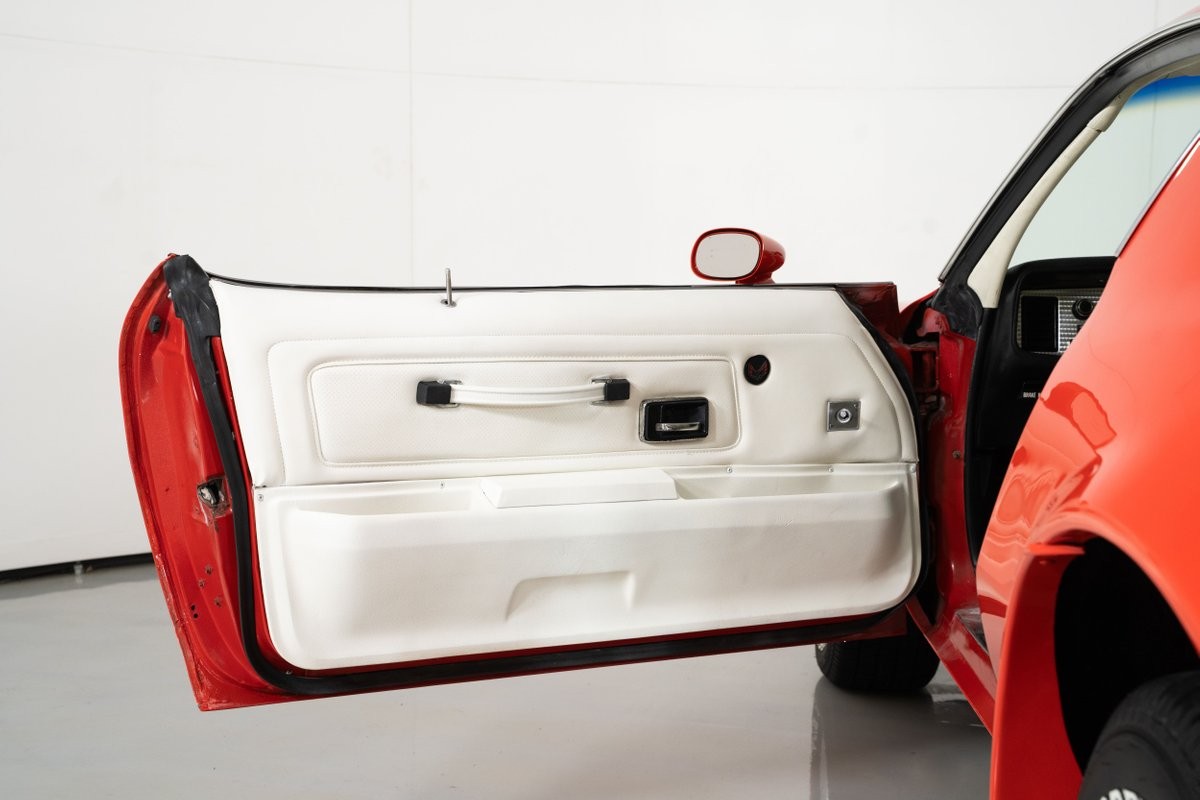 Pontiac-Trans-Am-1975-Coupe-20