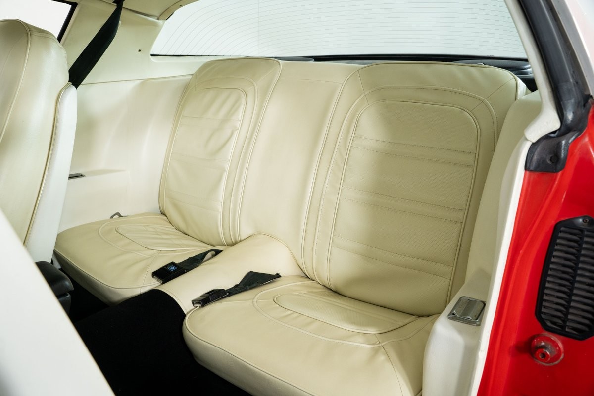 Pontiac-Trans-Am-1975-Coupe-24