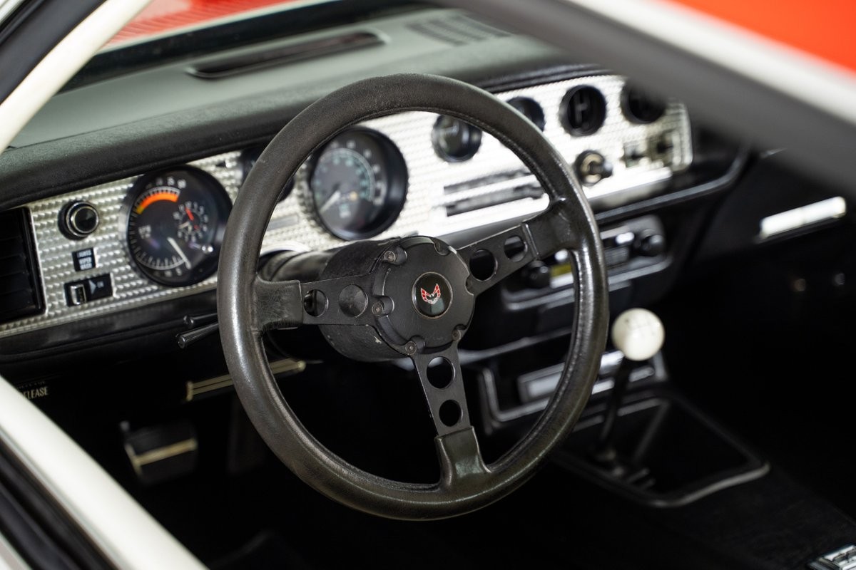 Pontiac-Trans-Am-1975-Coupe-25