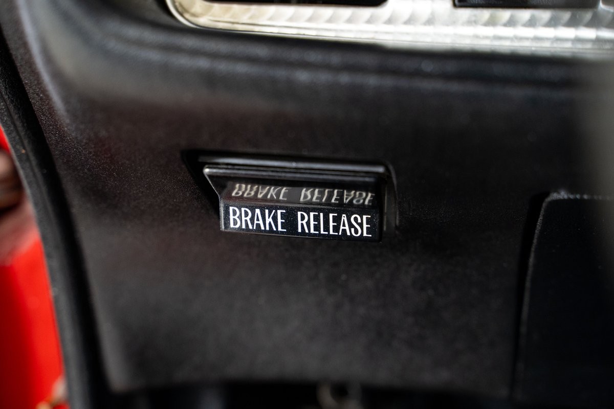 Pontiac-Trans-Am-1975-Coupe-26