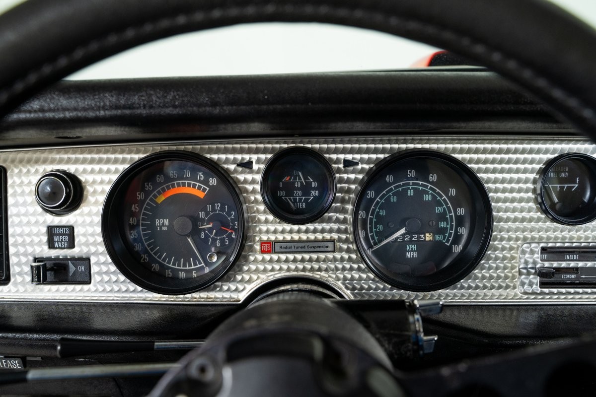 Pontiac-Trans-Am-1975-Coupe-27