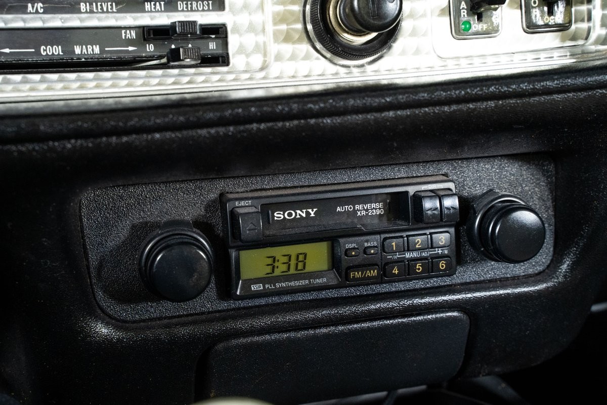 Pontiac-Trans-Am-1975-Coupe-32