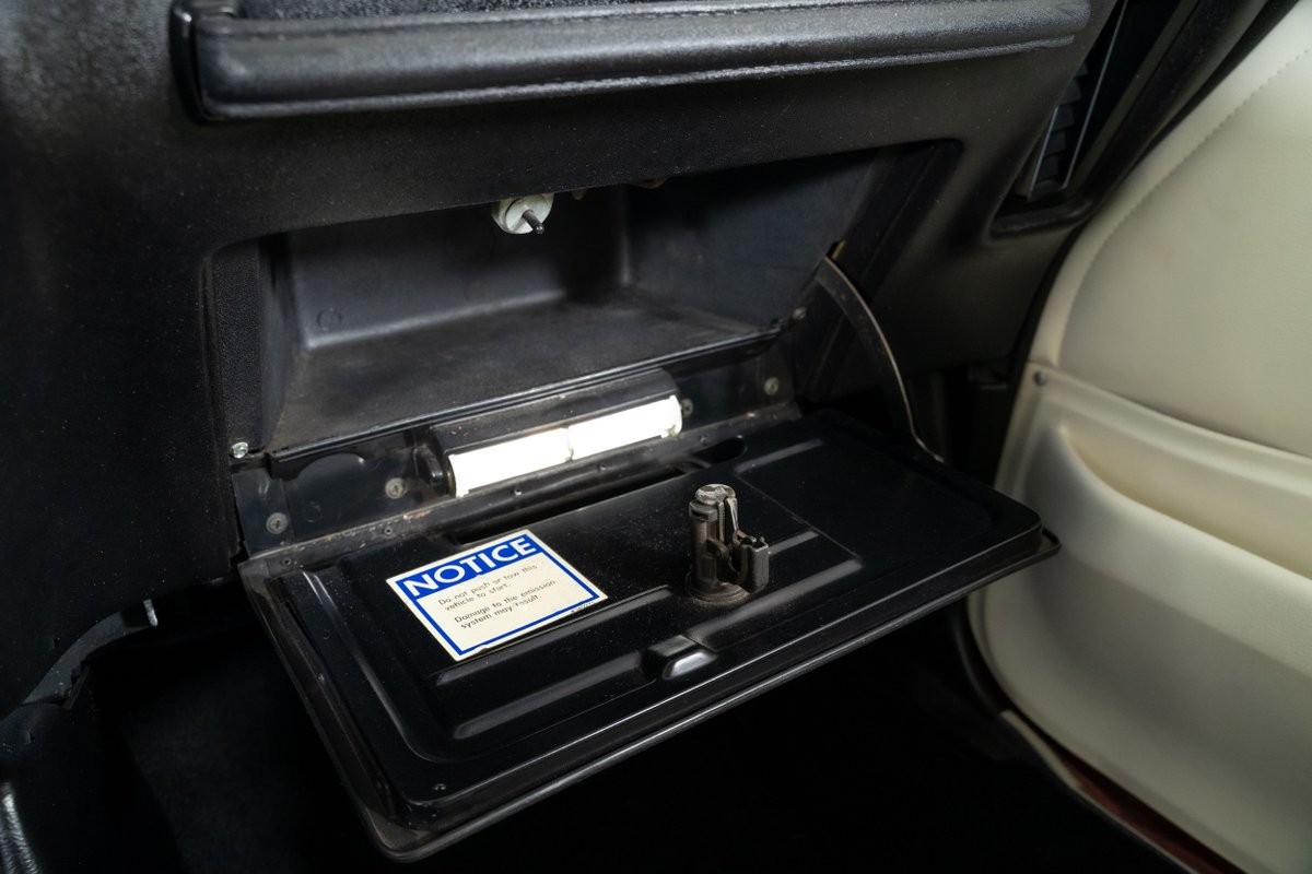 Pontiac-Trans-Am-1975-Coupe-37