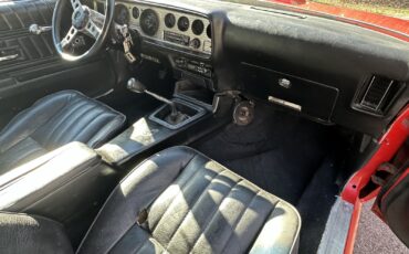Pontiac-Trans-Am-1977-Coupe-33
