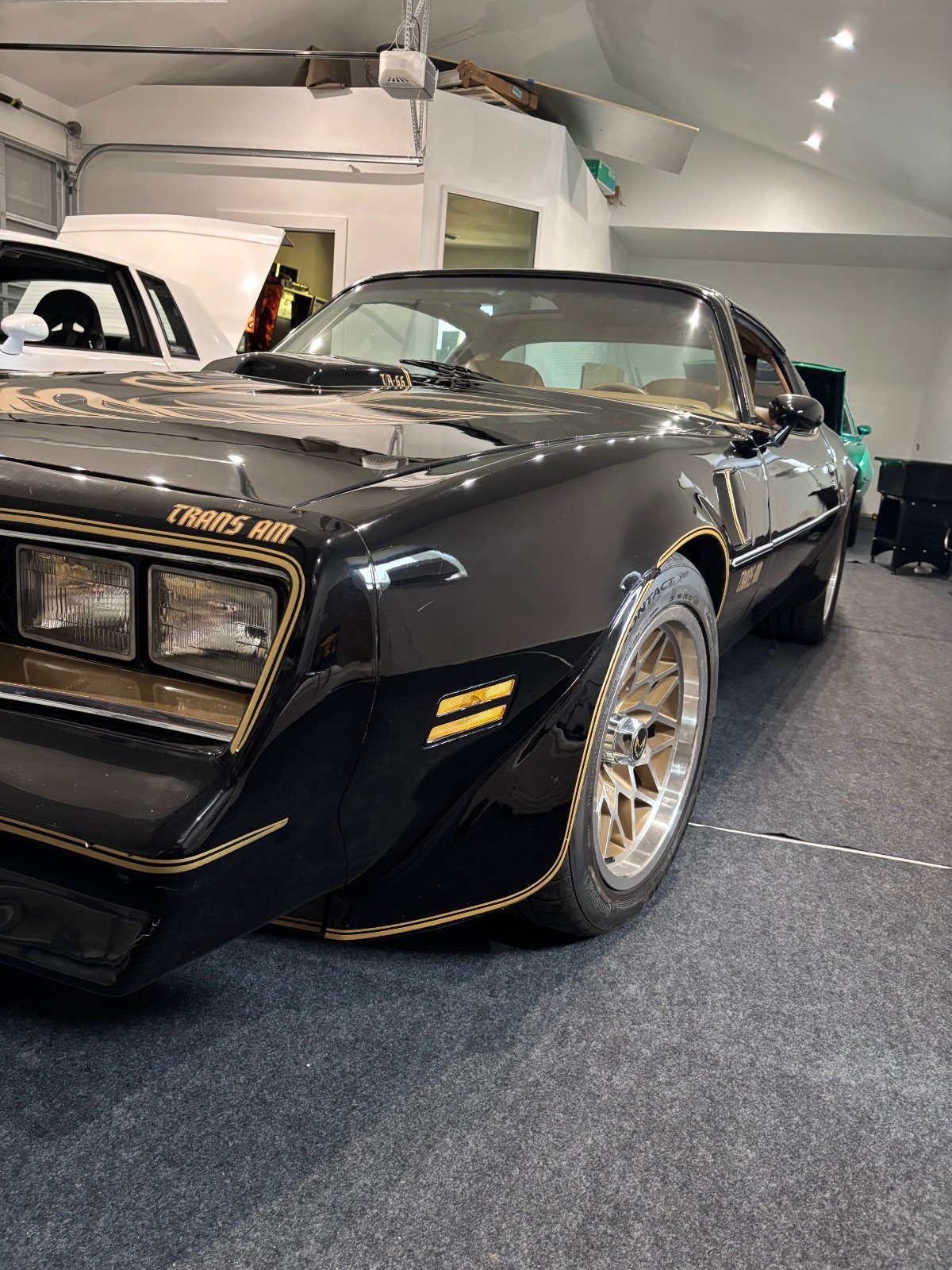 Pontiac-Trans-Am-1978-Coupe-4