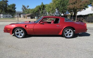 Pontiac-Trans-am-1976-Firethorn-Red-Firethorn-Red