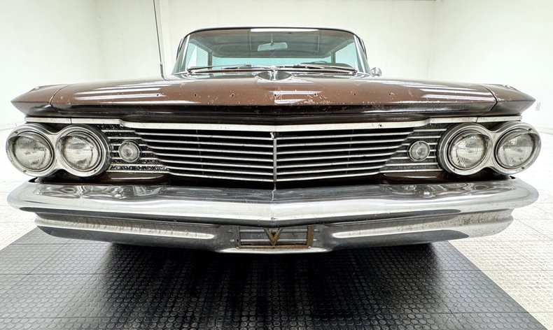 Pontiac-Ventura-1960-Mahogany-Fawn-10