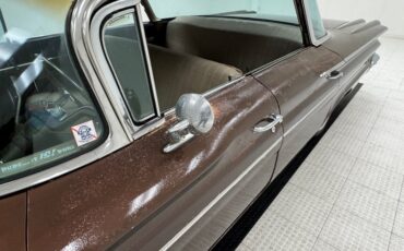 Pontiac-Ventura-1960-Mahogany-Fawn-16