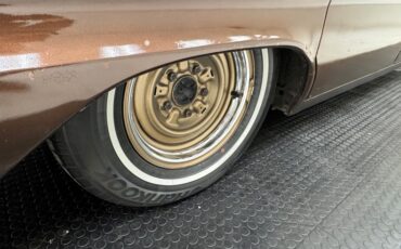 Pontiac-Ventura-1960-Mahogany-Fawn-21