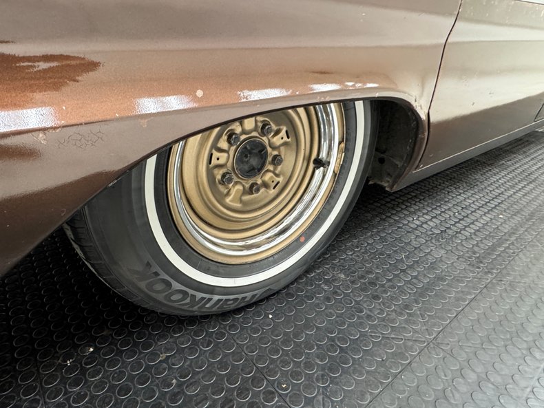 Pontiac-Ventura-1960-Mahogany-Fawn-21