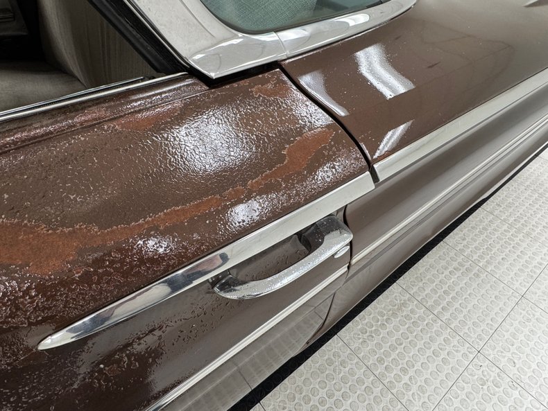 Pontiac-Ventura-1960-Mahogany-Fawn-34