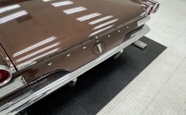 Pontiac-Ventura-1960-Mahogany-Fawn-37