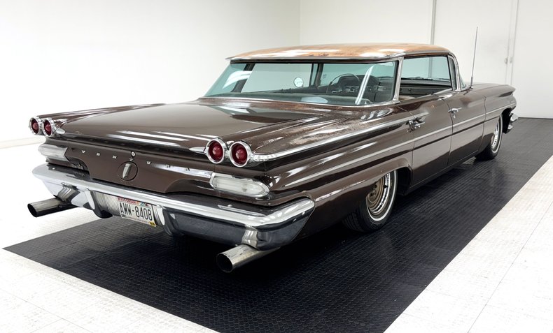 Pontiac-Ventura-1960-Mahogany-Fawn-6