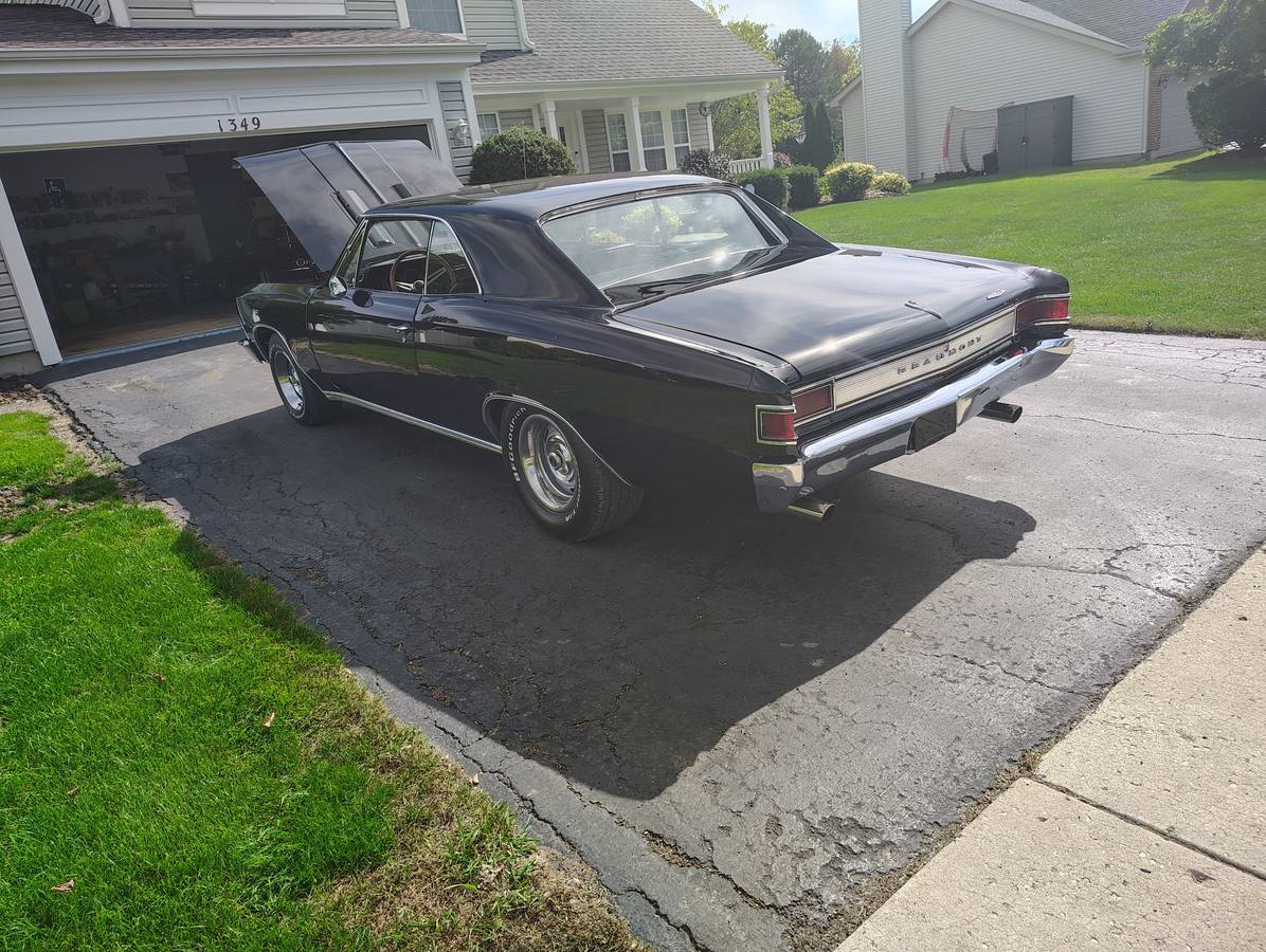 Pontiac-beaumont-super-deluxe-ss-1966-black-3