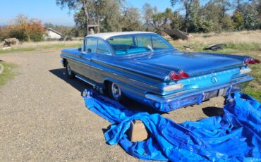 Pontiac-bonneville-1960-blue-1