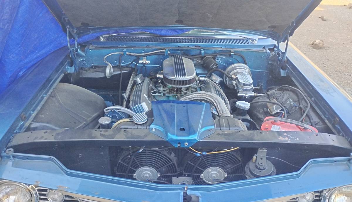 Pontiac-bonneville-1960-blue-10