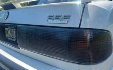 Pontiac-bonneville-1990-white-8