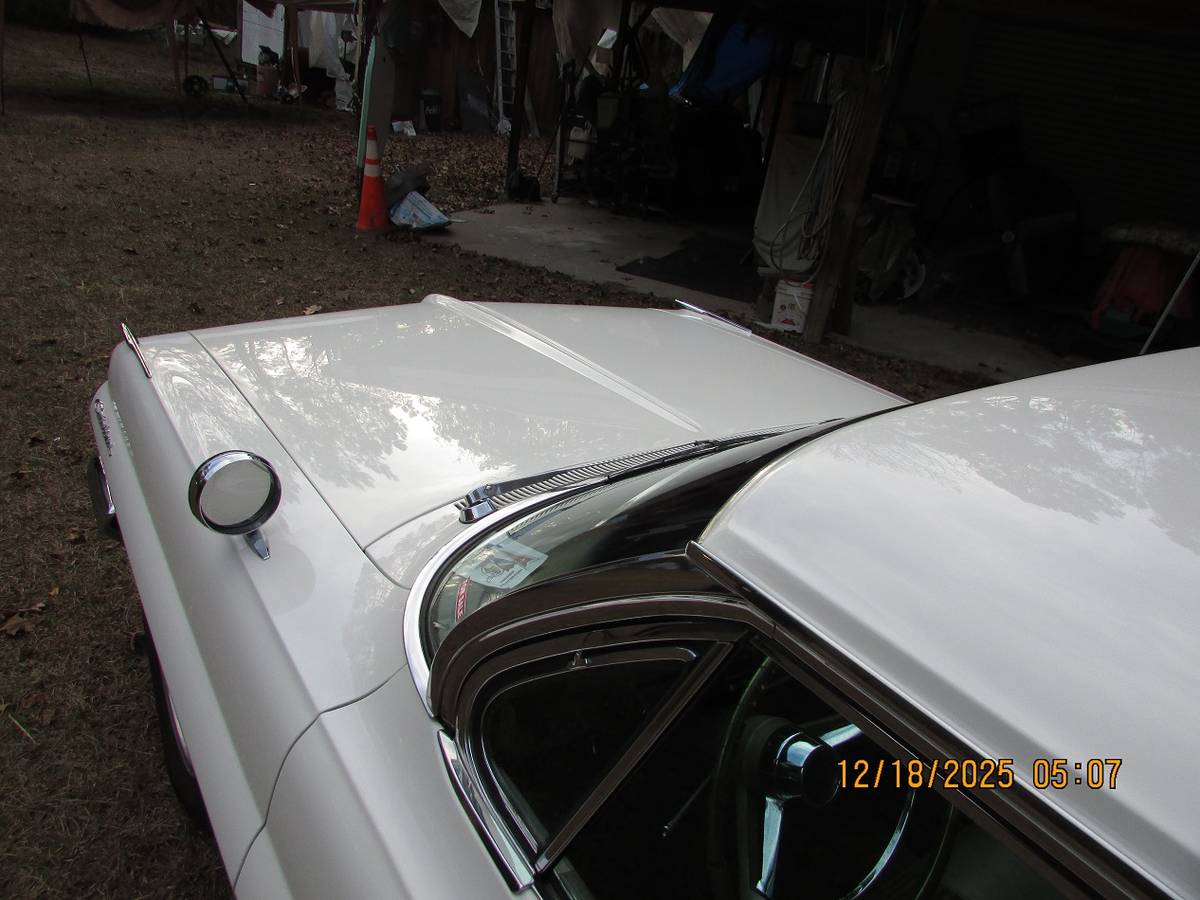 Pontiac-catalina-ventura-1962-white-3