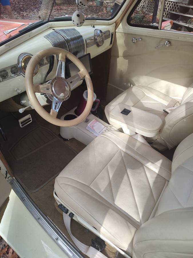 Pontiac-coupe-1940-white-8