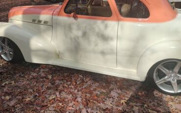 Pontiac-coupe-1940-white-9