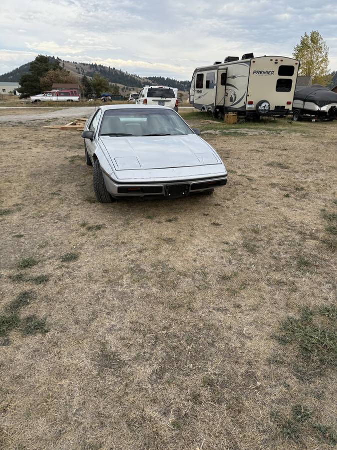 Pontiac-fiero-1986-silver-1