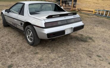 Pontiac-fiero-1986-silver-3