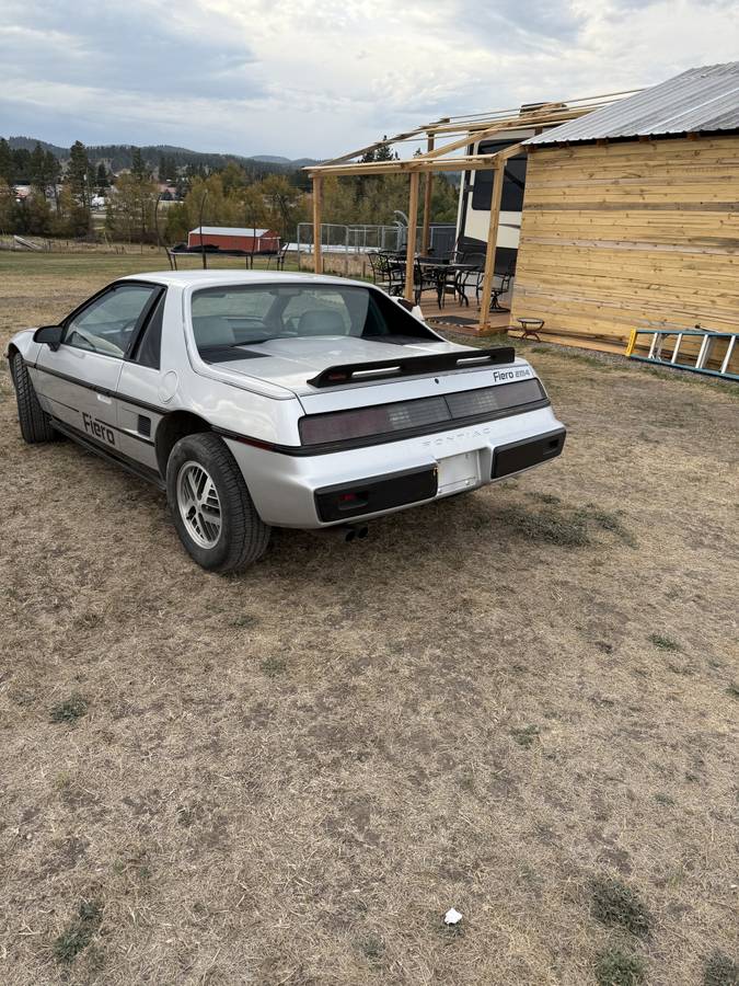 Pontiac-fiero-1986-silver-3