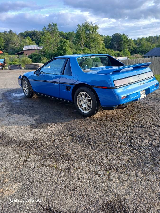 Pontiac-fiero-1987-blue-9