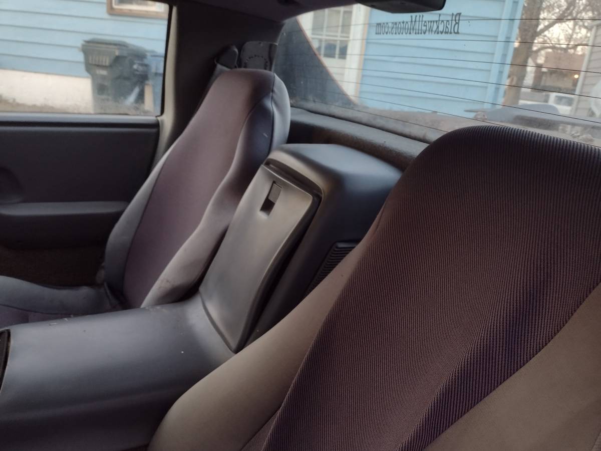 Pontiac-fiero-1987-orange-6