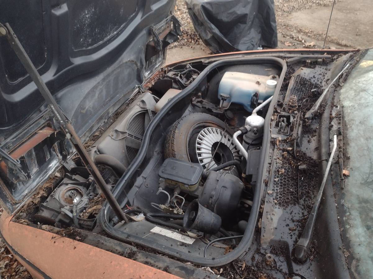 Pontiac-fiero-1987-orange-9