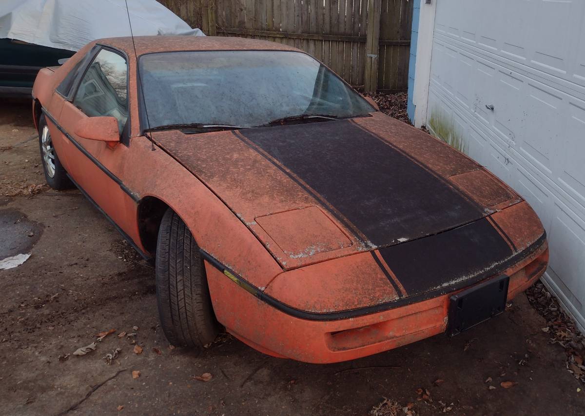 Pontiac-fiero-1987-orange