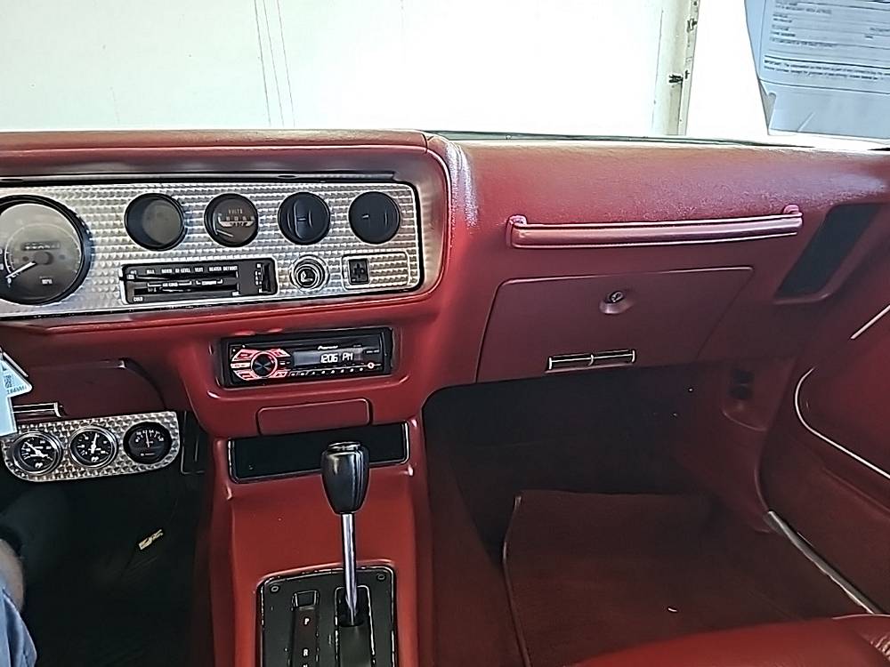 Pontiac-firebird-1979-custom-36