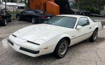 Pontiac-firebird-1986