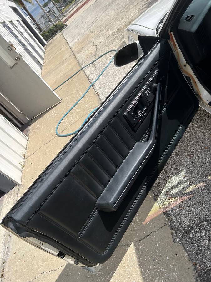 Pontiac-firebird-1986-23