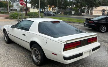 Pontiac-firebird-1986-9