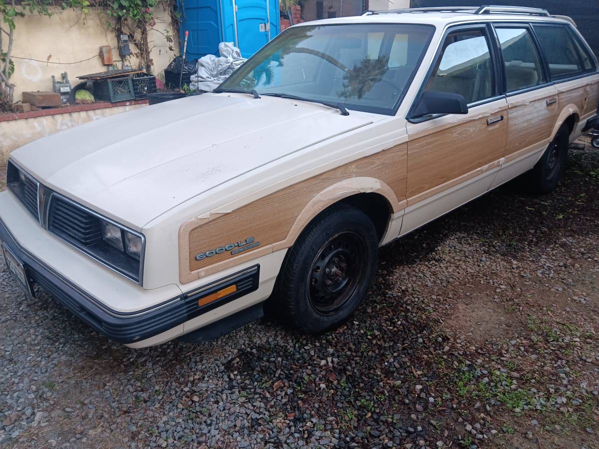 Pontiac-firebird-1995-white-1