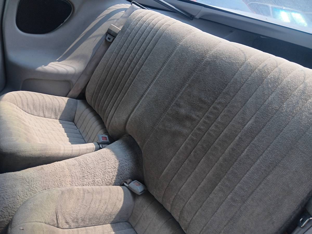 Pontiac-firebird-1995-white-8