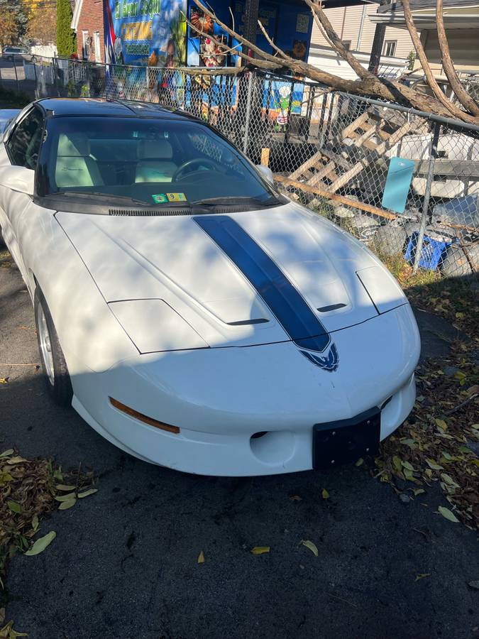 Pontiac-firebird-formula-1994-white-6