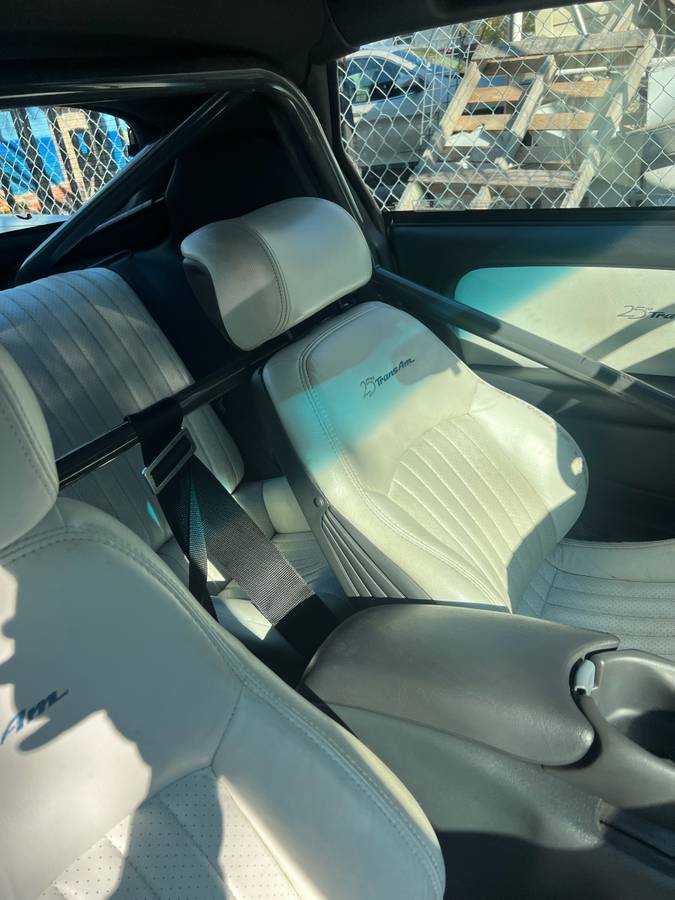 Pontiac-firebird-formula-1994-white-7