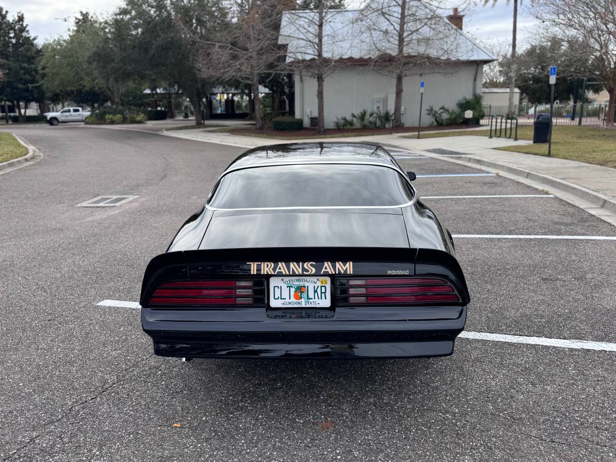 Pontiac-firebird-trans-am-1976-black-4