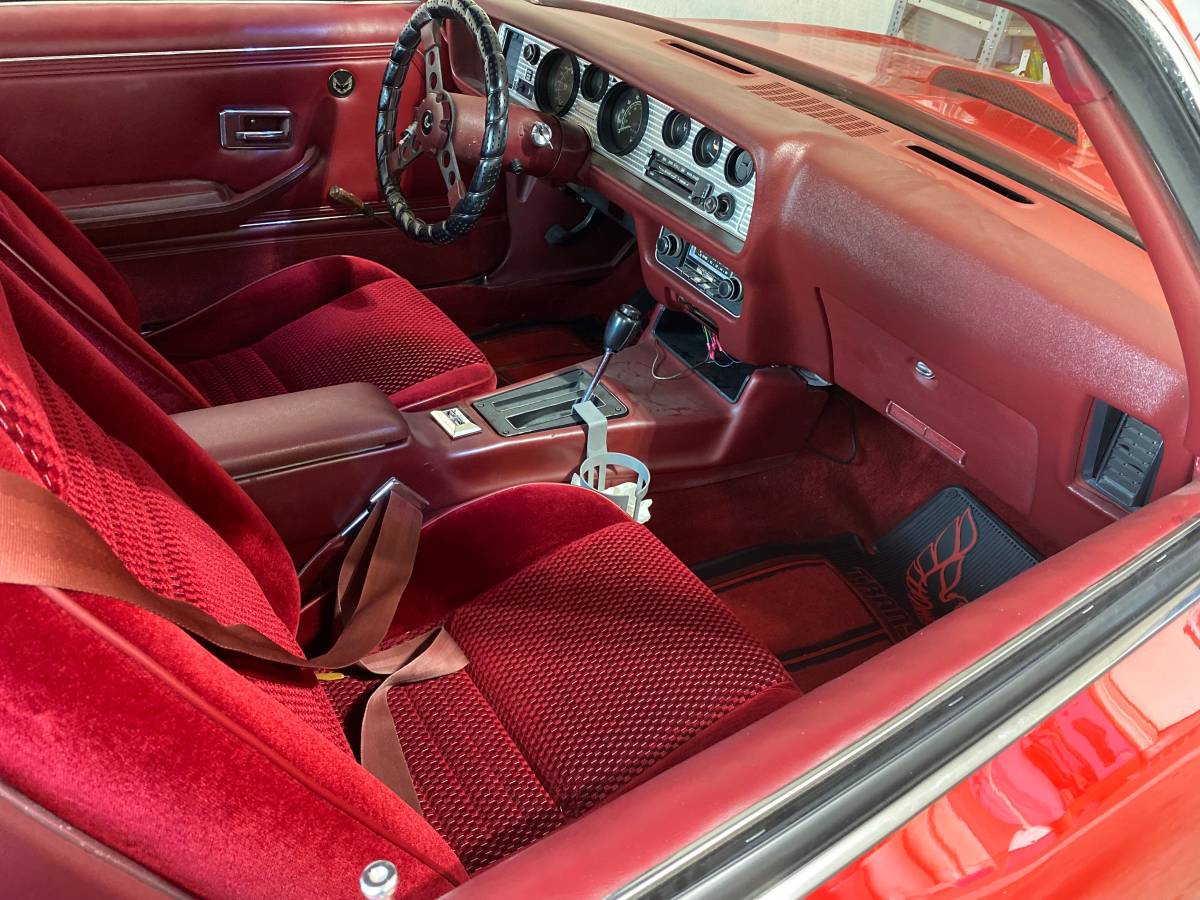 Pontiac-firebird-trans-am-1979-red-4