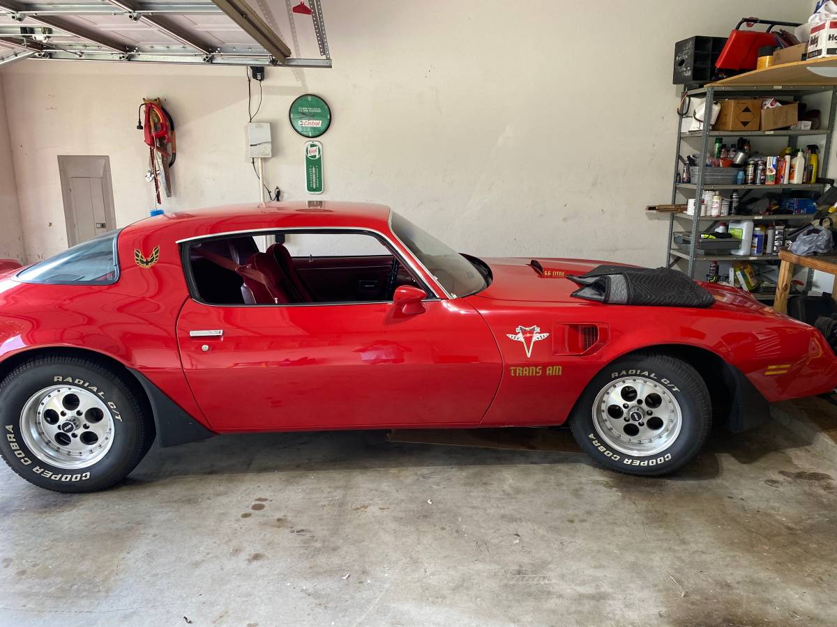 Pontiac-firebird-trans-am-1979-red-5