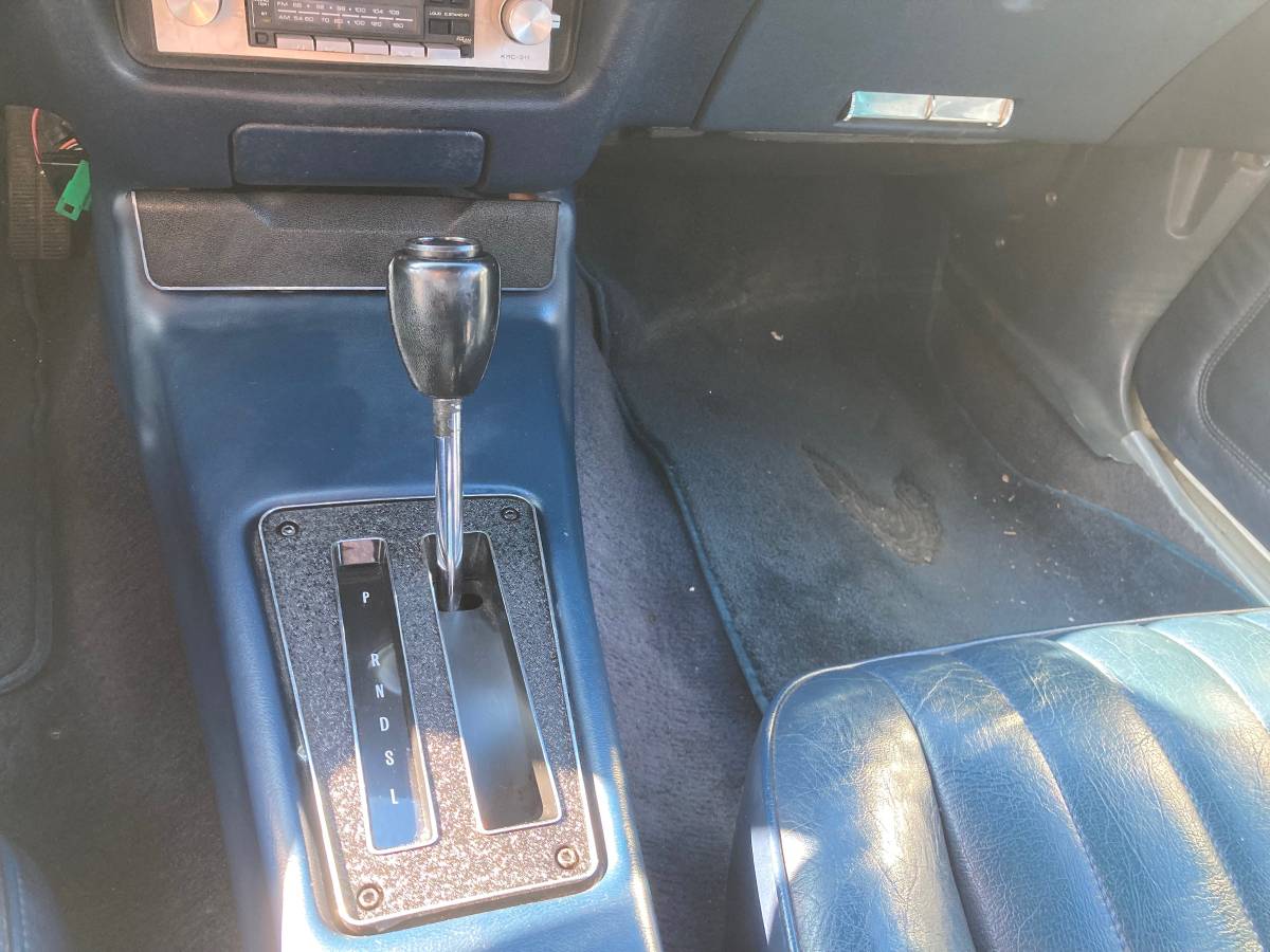 Pontiac-firebird-trans-am-1980-white-16