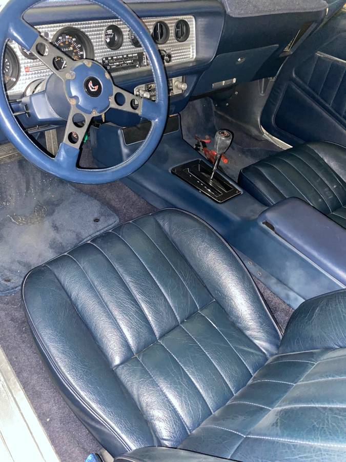 Pontiac-firebird-trans-am-1980-white-3