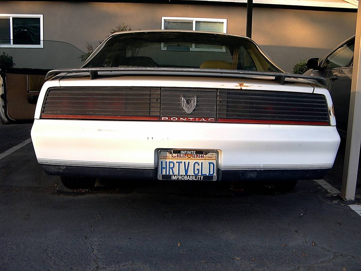 Pontiac-firebird-trans-am-1982-white-5