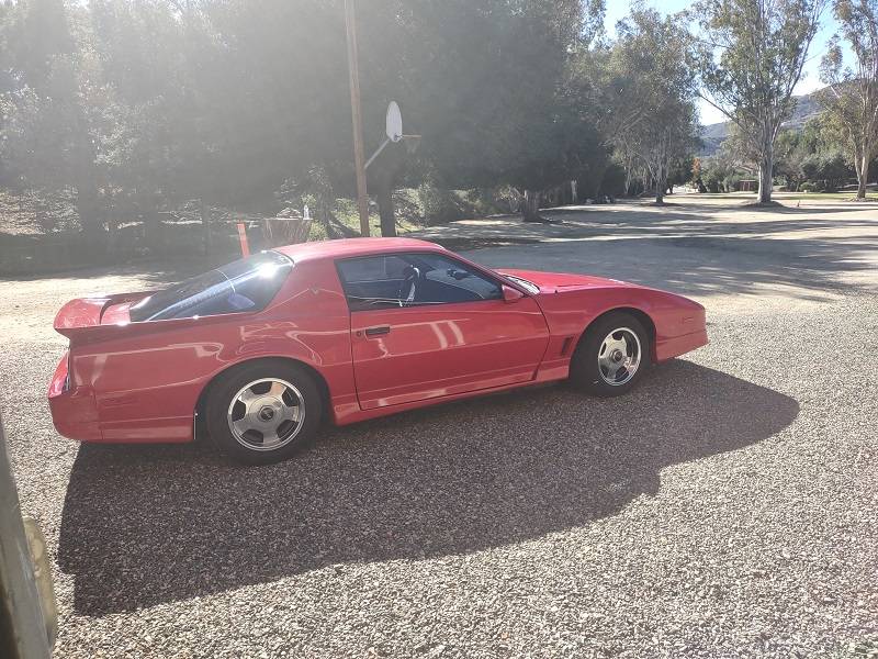 Pontiac-firebird-trans-am-1988-red-1