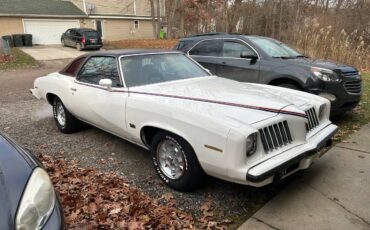 Pontiac-grand-am-1974-white-15