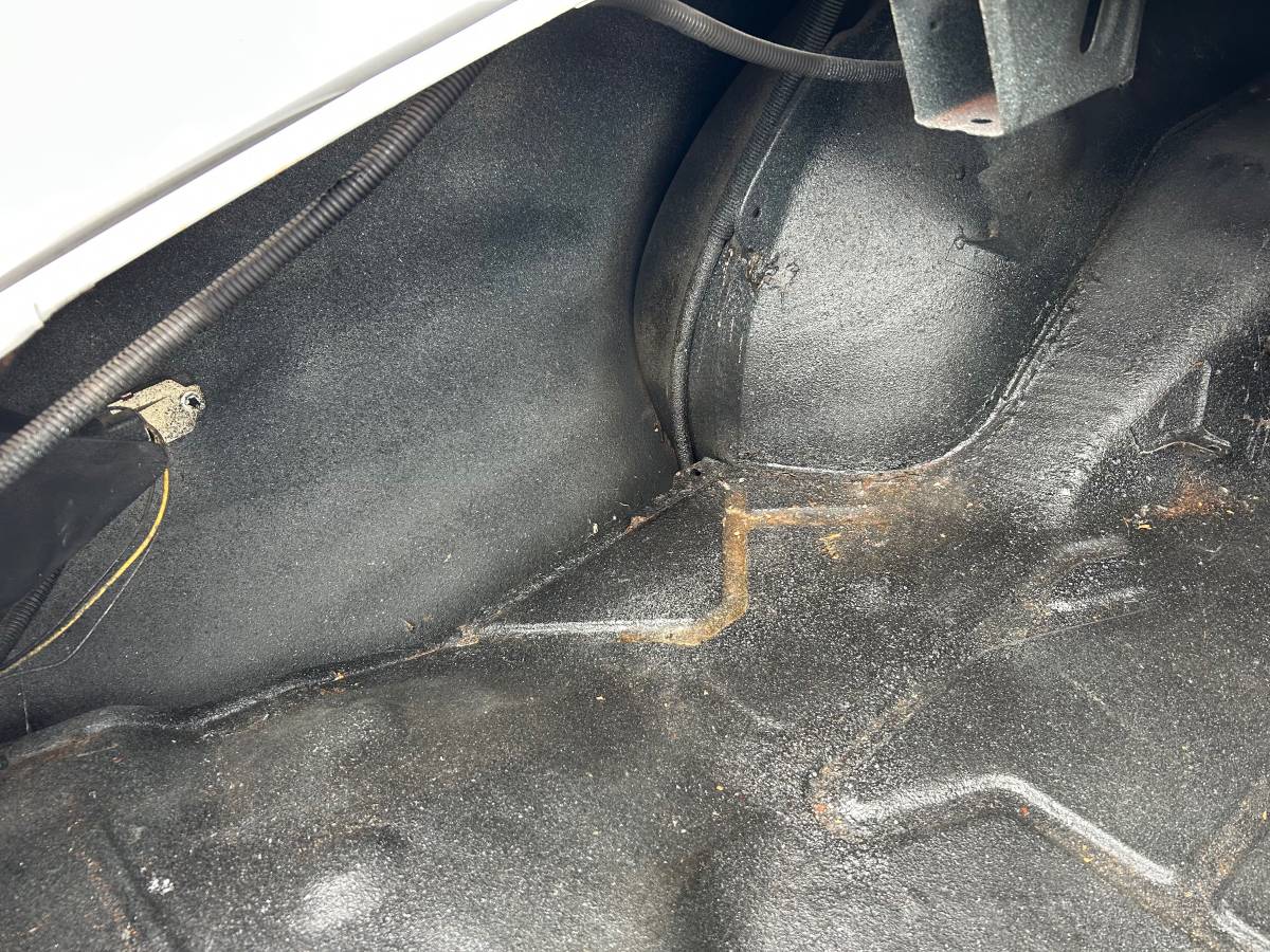 Pontiac-grand-am-1974-white-4