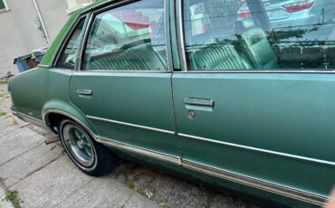 Pontiac-grand-le-mans-1978-green-12